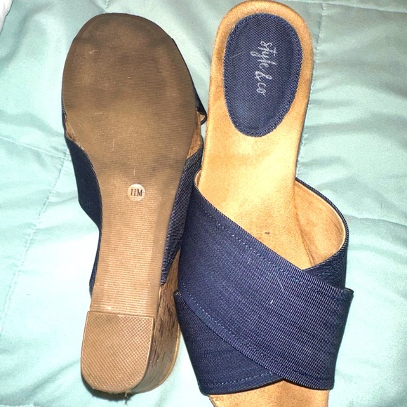 Denim Slides - Picture 3 of 3